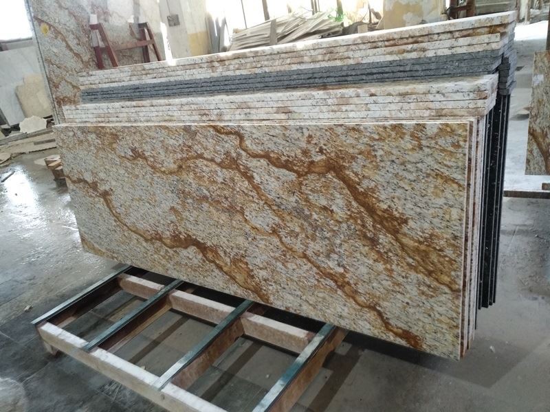 Verniz Tropical Granite Top