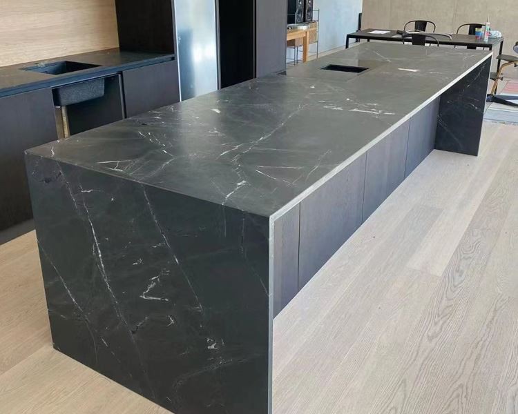 Negresco Quartzite (17)