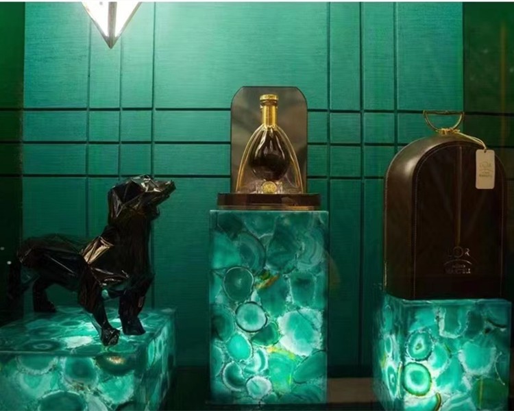 backlit green agate plinth .jpg backlit green agate plinth .jpg