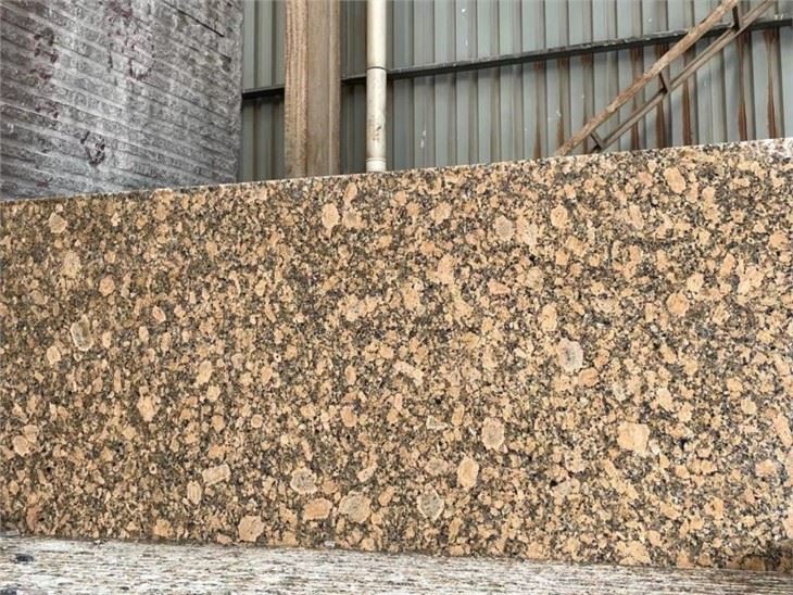 Giallo Fiorito Granite Slab (2)