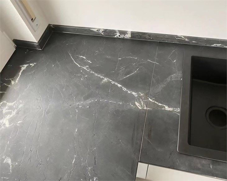 Negresco Black Quartzite Slabs Negresco Black Quartzite Slabs