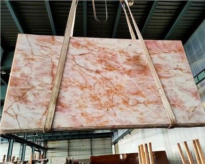 ألواح كريستالو الكوارتز الوردي