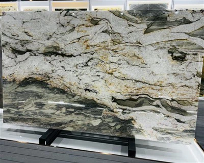 كوارتز دافنشي الطبيعي